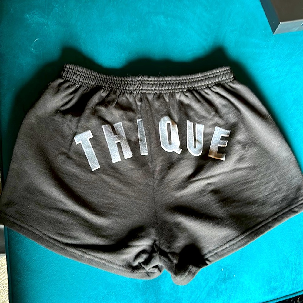 RWT23 Beyoncé Thique Shorts size 2x